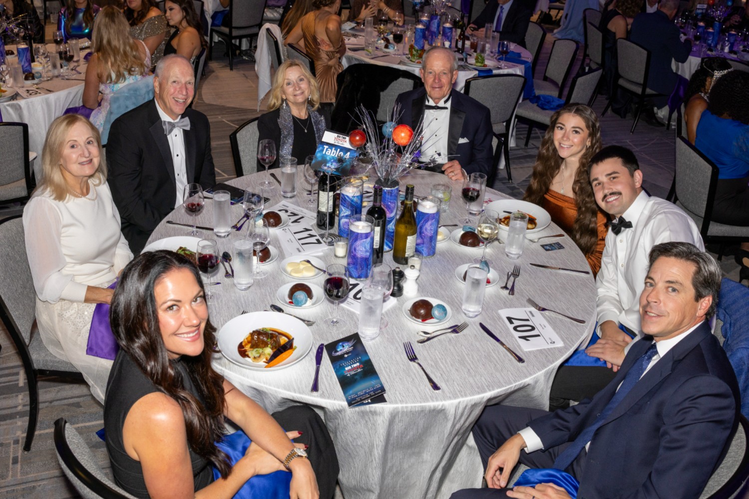 Big Two Presenting Sponsors Wally Henkel and Martha Martin's Table